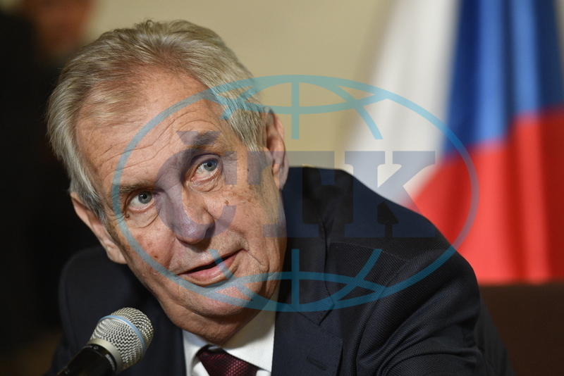 Zeman: Čína kvůli Huawei chystá odvetu, ohroženy jsou Škoda i PPF