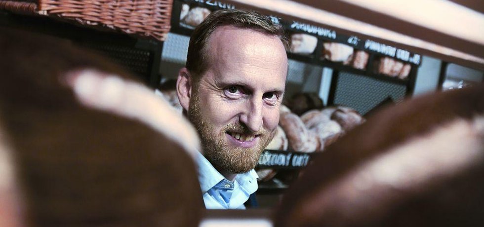 Chléb, hry a oblečení. Šéf Albi Kokeš startuje byznys s dámskou módou