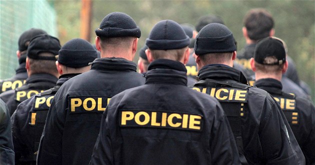 Muž změnil identitu, v Peci žil sedm let. Pátrači hledají i v cizině