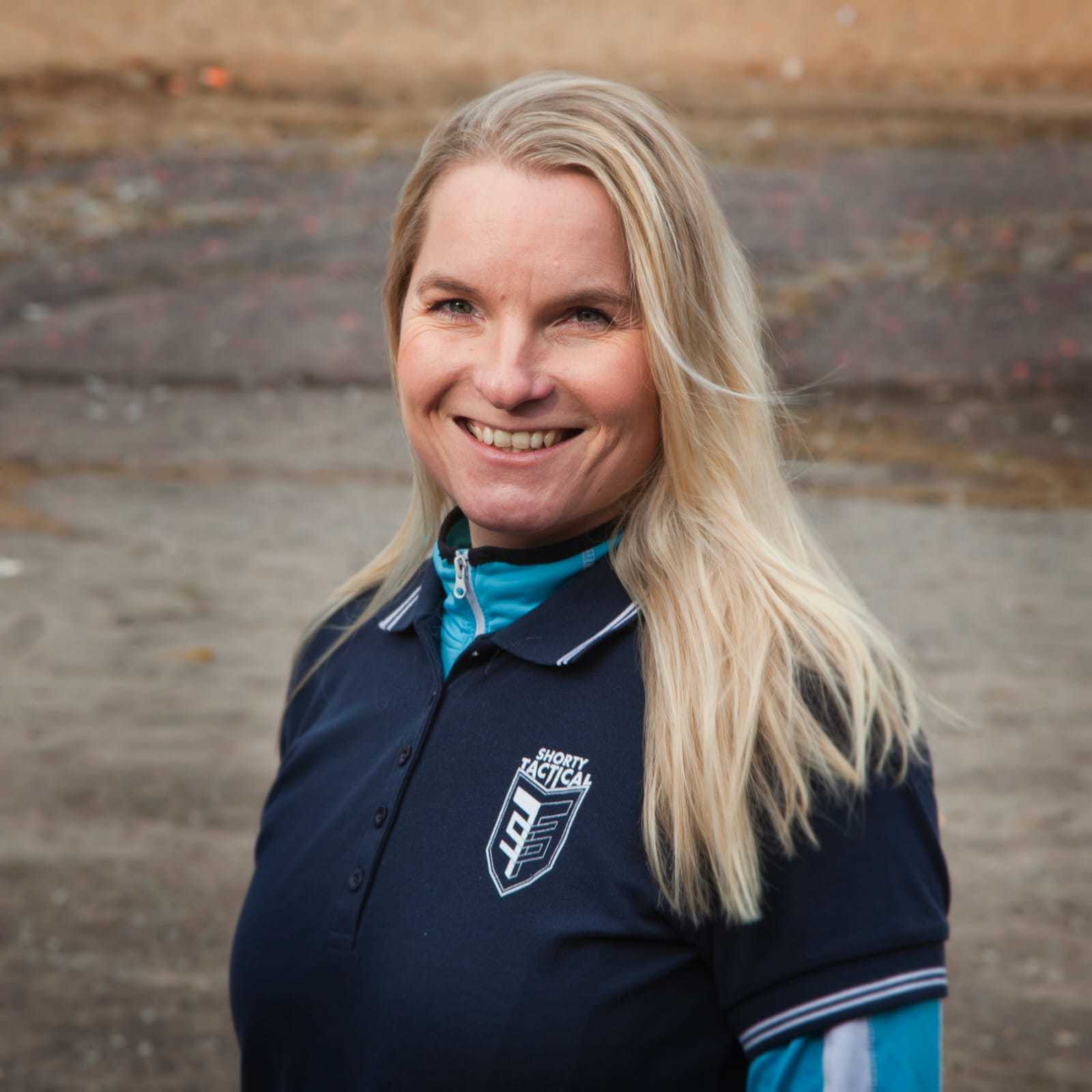 Střelnice už není čistě chlapská záležitost, říká instruktorka střelby a spolumajitelka  střelecké školy Shorty Tactical Marie Krátká