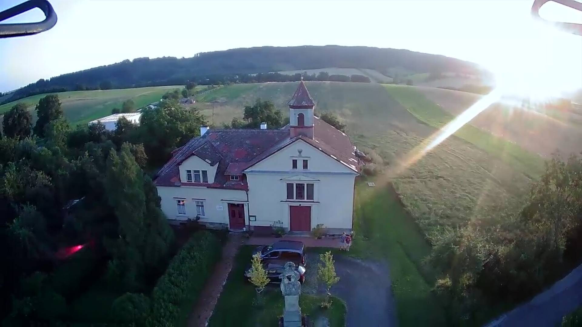 Základní bezpečnostní informace pro provozování dronů. Registrace, povinný výcvik a zkoušky